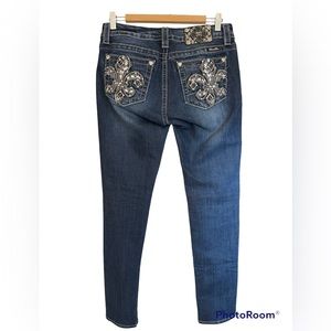 Miss Me Fleur De Lis Mid Rise Skinny Jeans 29